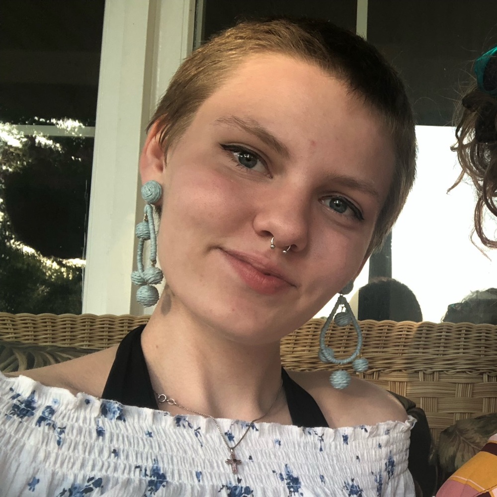 Meet your Posher, Cierra